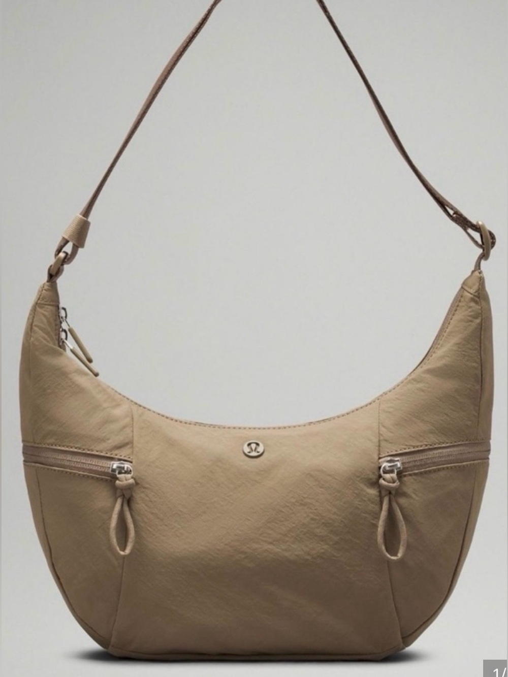 Lululemon slouchy sling bag 6L